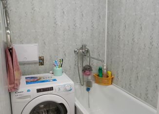 Двухкомнатная квартира на продажу, 44.5 м2, Серов, улица Кирова, 4