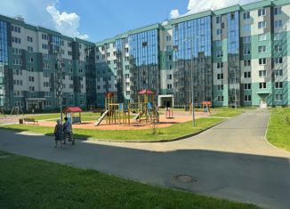 Продаю 1-ком. квартиру, 37.5 м2, городской посёлок Янино-1, Ясная улица, 20к4