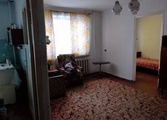 Продаю 2-ком. квартиру, 43.3 м2, Сатка, Пролетарская улица, 32