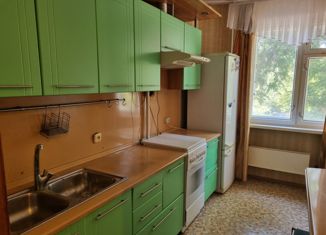 Продам 3-комнатную квартиру, 64 м2, Волгоград, улица Космонавтов, 39А, район Семь Ветров