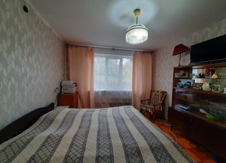 Продаю 2-комнатную квартиру, 46.9 м2, Нытва, улица Карла Маркса, 46