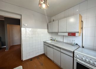 Продам трехкомнатную квартиру, 61 м2, посёлок Саракташ, улица Мира, 12