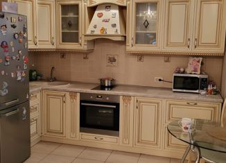Продаю 2-ком. квартиру, 45.8 м2, Новосибирск, Софийская улица, 1А, Софийская улица