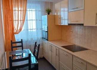 Продается трехкомнатная квартира, 65.4 м2, Ульяновская область, улица Гоголя, 32