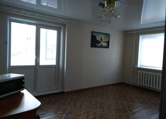 Однокомнатная квартира в аренду, 32.7 м2, Ревда, улица Цветников, 56