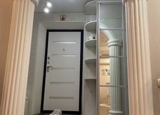 Продается двухкомнатная квартира, 51.3 м2, посёлок Саракташ, улица Мира, 203