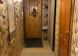 Продам 3-комнатную квартиру, 62.8 м2, Снежинск, улица 40 лет Октября, 34