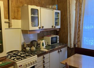 Трехкомнатная квартира на продажу, 65 м2, Москва, Кавказский бульвар, 21, Кавказский бульвар