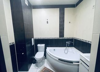 Продается 3-ком. квартира, 70 м2, Дагестан, Каспийская улица, 6