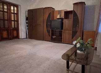 Продам 2-комнатную квартиру, 65.8 м2, Коми, улица Зои Космодемьянской, 20