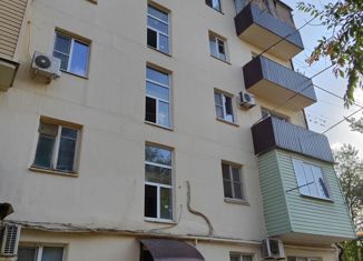 Продажа 2-комнатной квартиры, 42 м2, Астрахань, Хибинская улица, 45