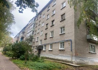 Продам 3-комнатную квартиру, 49.4 м2, Торжок, Осташковская улица, 31