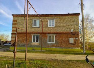 Продам двухкомнатную квартиру, 43.5 м2, село Перелюб, Советская улица, 31