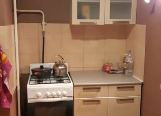 Продаю 1-ком. квартиру, 32 м2, Кронштадт, улица Восстания, 80