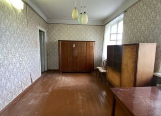 Продажа 2-ком. квартиры, 61 м2, Вольск, улица Маршала Жукова, 1