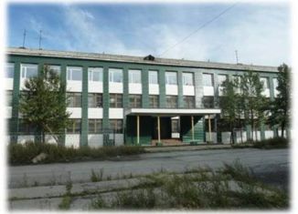 Четырехкомнатная квартира на продажу, 72 м2, Магаданская область, Советская улица, 30