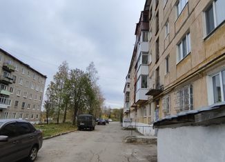Продаю 2-комнатную квартиру, 46 м2, Кизел, Пролетарская улица, 42