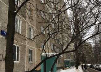 Продаю 3-ком. квартиру, 62.5 м2, Москва, Веерная улица, 40к3, метро Минская