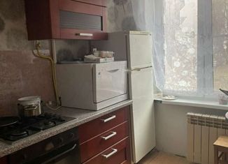 2-комнатная квартира в аренду, 45 м2, Москва, Профсоюзная улица, 44к4, метро Новые Черёмушки