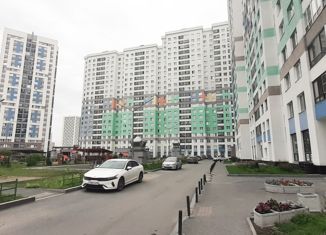 Продаю 3-комнатную квартиру, 81.1 м2, Екатеринбург, проспект Академика Сахарова, 73