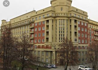 Трехкомнатная квартира на продажу, 91.8 м2, Новосибирская область, Красный проспект, 16
