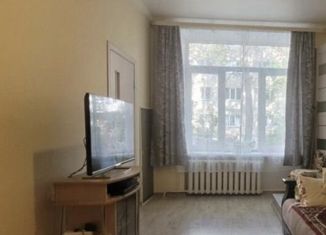 Продам 3-комнатную квартиру, 50 м2, Крымск, Октябрьская улица, 58