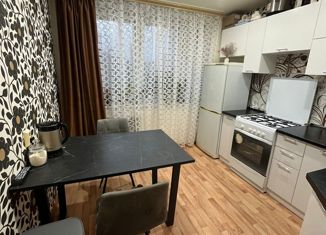 Продается 1-комнатная квартира, 39 м2, Чебоксары, проспект Тракторостроителей, 62, ЖК Бауманский