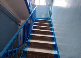 Продам 2-ком. квартиру, 44 м2, Нижнекамск, улица Тукая, 12