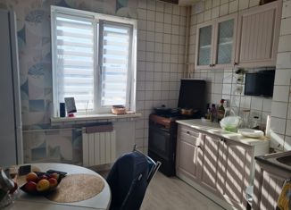 Продается двухкомнатная квартира, 53 м2, Малоярославец, улица Гагарина, 3