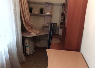 Продаю 1-комнатную квартиру, 30.8 м2, Бор, Восточная улица, 1