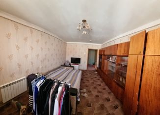 Продажа 2-комнатной квартиры, 52 м2, Ростовская область, улица Думенко, 13Д