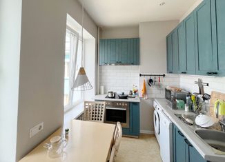 Продаю 2-ком. квартиру, 49.1 м2, Новосибирск, улица Максима Горького, 42, улица Максима Горького