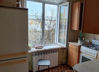 3-ком. квартира на продажу, 51.3 м2, Богучар, улица Мира, 143