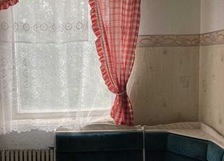 Продаю 3-ком. квартиру, 69.3 м2, Волгоград, улица Военный городок, 8, Кировский район