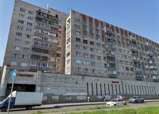 Продам однокомнатную квартиру, 35.6 м2, Санкт-Петербург, проспект Большевиков, 33к1