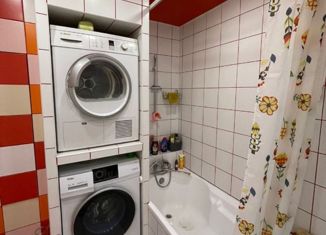 Трехкомнатная квартира на продажу, 58.7 м2, Москва, Солнцевский проспект, 5к2, район Солнцево