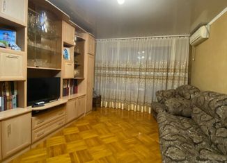 Продаю 3-комнатную квартиру, 68.8 м2, Краснодар, улица Тюляева, 35