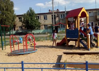 Продаю 2-комнатную квартиру, 43.3 м2, село Алабуга, Комсомольская улица, 2А