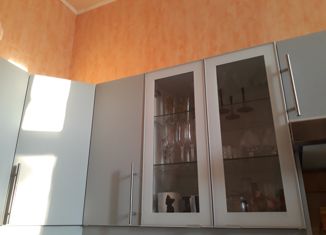 Продам 2-комнатную квартиру, 49.8 м2, Отрадное, улица Ленина, 17