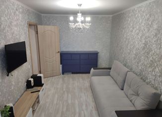 Продаю 1-комнатную квартиру, 35 м2, поселок городского типа Емельяново, Новая улица, 23