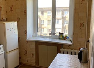 Продается 1-ком. квартира, 31 м2, Новотроицк, Советская улица, 100
