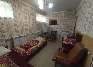 Сдаю комнату, 25 м2, Туапсе, улица Клары Цеткин, 47