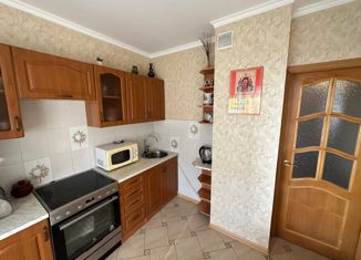 Продаю 1-ком. квартиру, 41.6 м2, Москва, Батайский проезд, 43, Батайский проезд