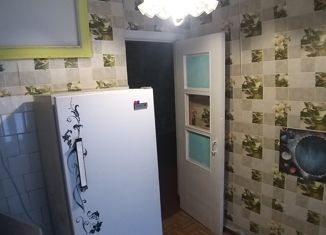 2-комнатная квартира на продажу, 42.4 м2, Соликамск, улица 20-летия Победы, 157