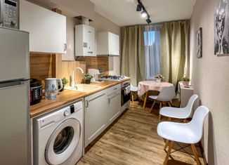 Продаю 3-ком. квартиру, 66 м2, Санкт-Петербург, Тамбовская улица, 26Б, Тамбовская улица