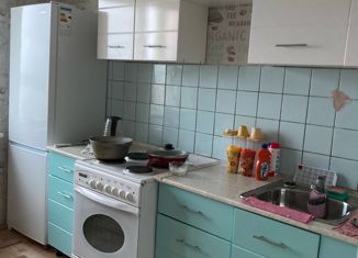 Продажа комнаты, 66.4 м2, Лангепас, улица Мира, 11