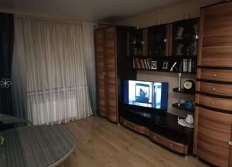 Продам 4-комнатную квартиру, 59.6 м2, Болохово, улица Ленина, 39