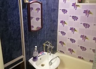 Продаю 2-комнатную квартиру, 48 м2, Рославль, 163-й квартал, 7