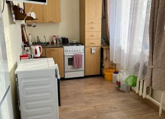 Продаю трехкомнатную квартиру, 62.2 м2, посёлок городского типа Верхнее Дуброво