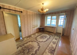 Продается 3-комнатная квартира, 50.7 м2, Смоленск, Промышленный район, улица Попова, 38